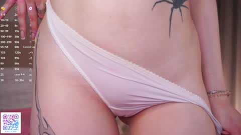 Snapshot of waki_fuckie chatting on April 27, 1:58 am Lina online show from April 27, 1:58 am