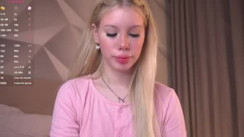 Snapshot of waki_fuckie chatting on May 1, 10:03 pm Lina online show from May 1, 10:03 pm