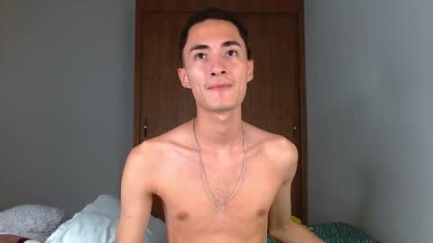 wal jones online show from December 18, 3:23 am