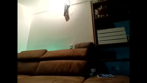 Snapshot of walex0900 chatting on November 19, 6:19 pm walex0900 online show from November 19, 6:19 pm