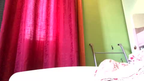 ghhhgh online show from January 7, 3:02 pm