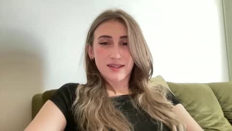 Snapshot of walkiria19 chatting on June 6, 11:26 am walkiria19 online show from June 6, 11:26 am