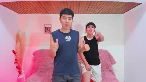 Snapshot of wallen_house chatting on September 11, 2:22 am Hi I am Venus kloy Thiago online show from September 11, 2:22 am