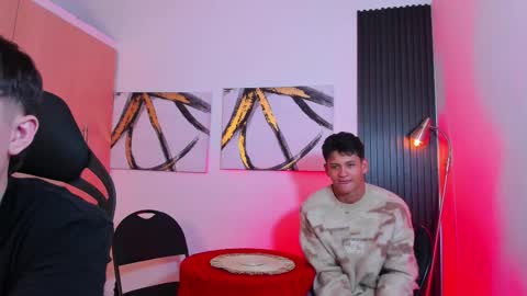 Hi  I am Venus kloy Thiago online show from February 26, 2:10 am