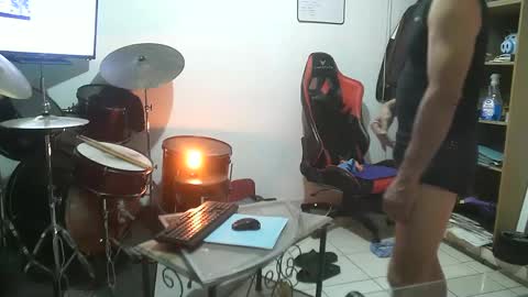 Snapshot of walo_77 chatting on February 16, 6:32 am walo_77 online show from February 16, 6:32 am