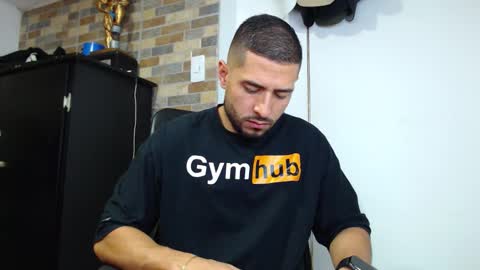 WALTER BROWN  online show from January 6, 1:09 am