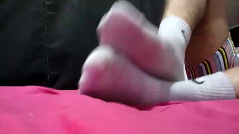 Snapshot of waltherfeet_ chatting on September 21, 4:36 am WaltherFeet online show from September 21, 4:36 am