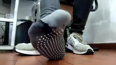 Snapshot of waltherfeet_ chatting on October 21, 8:31 pm WaltherFeet online show from October 21, 8:31 pm