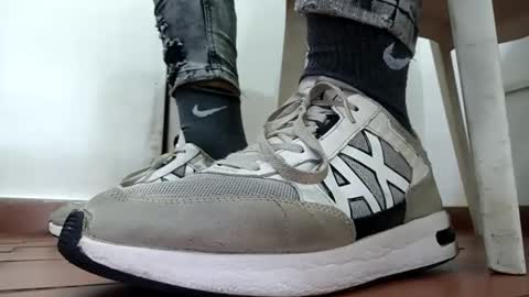 Snapshot of waltherfeet_ chatting on May 29, 2:37 pm WaltherFeet online show from May 29, 2:37 pm