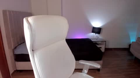 Snapshot of walton_abieca_ chatting on September 10, 1:27 am walton_abieca_ online show from September 10, 1:27 am