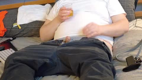 I love the ol in-n-out  online show from February 15, 2:41 am