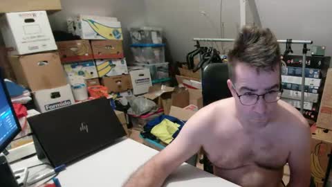 Snapshot of wammes85 chatting on December 23, 1:29 am wammes online show from December 23, 1:29 am