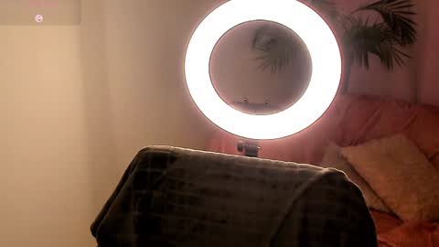 Zara online show from December 6, 8:59 am