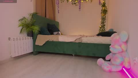 Zara online show from January 30, 5:52 am