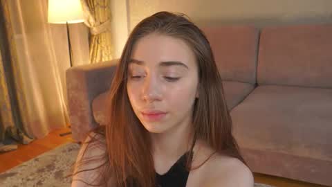 hello guys im Lilian online show from February 5, 3:11 am