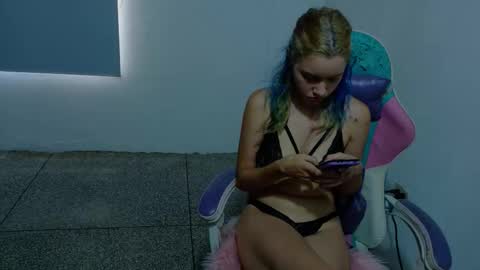 Wanda online show from February 6, 12:19 pm