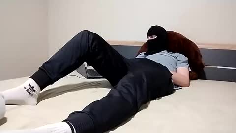 Romain online show from March 21, 3:48 pm