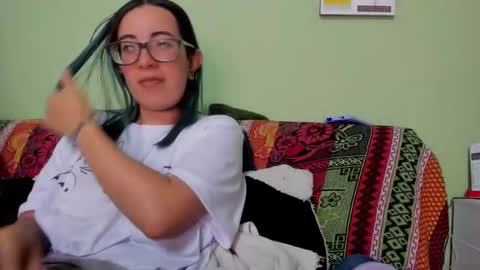 Snapshot of waningrosee chatting on February 12, 7:56 pm Waningrose Lu online show from February 12, 7:56 pm