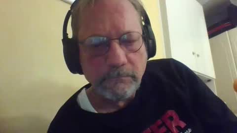 Tibo Love online show from February 4, 8:47 pm