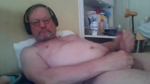 Snapshot of wanky357 chatting on July 3, 1:39 pm Tibo Love online show from July 3, 1:39 pm