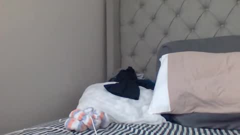 wasiancutie online show from May 16, 7:34 pm