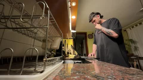 wearetwo online show from September 17, 3:19 am