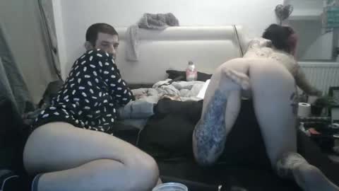 Snapshot of watchmeplay1988 chatting on May 12, 12:08 am watchmeplay1988 online show from May 12, 12:08 am