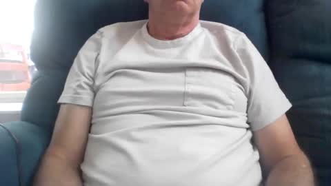 Snapshot of watchmethistime chatting on June 15, 12:02 am glenlooker online show from June 15, 12:02 am