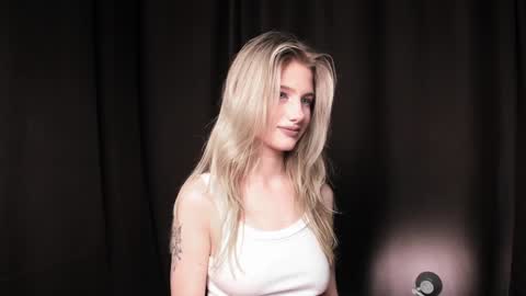 waterfallwoods online show from December 19, 7:51 pm