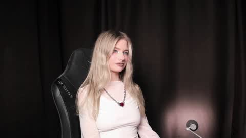 waterfallwoods online show from December 21, 5:07 pm