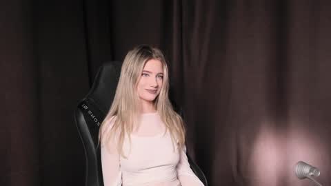 waterfallwoods online show from December 28, 4:52 pm