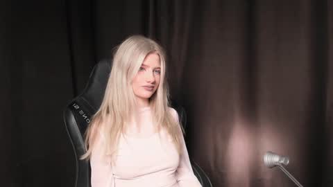 waterfallwoods online show from January 2, 7:44 am