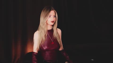 waterfallwoods online show from November 11, 8:25 am