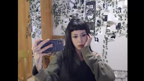 Mina online show from October 20, 7:03 pm