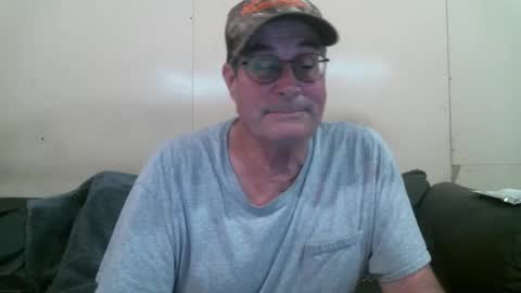 Snapshot of wbfarm chatting on March 29, 12:21 am WB Farm online show from March 29, 12:21 am
