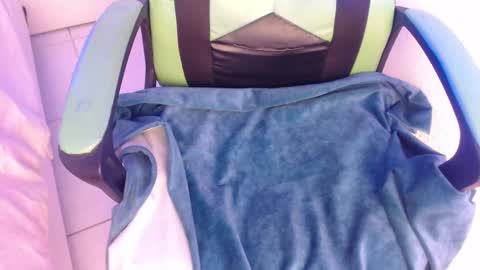 Trixie 3 online show from September 17, 2:52 pm