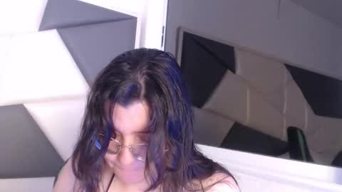 Trixie 3 online show from October 10, 1:43 pm