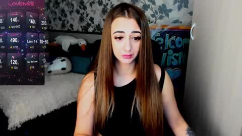 Maya online show from December 23, 1:29 am