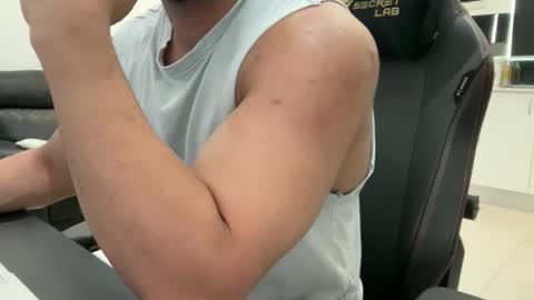 Weapon X online show from January 9, 4:37 am