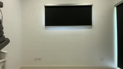 Weapon X online show from February 24, 3:48 am