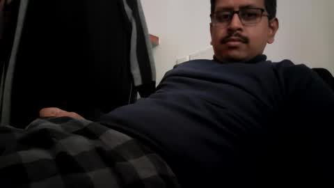 Snapshot of wearcondom chatting on February 17, 5:59 am sexyguy online show from February 17, 5:59 am