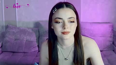 Snapshot of weareyoursun chatting on March 6, 4:38 pm Alice online show from March 6, 4:38 pm