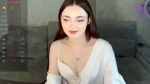 Snapshot of weareyoursun chatting on March 7, 9:48 pm Alice online show from March 7, 9:48 pm