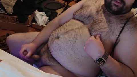 Snapshot of webarebuttbears chatting on February 14, 2:30 am webarebuttbears online show from February 14, 2:30 am