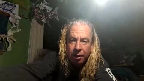 Snapshot of weber444 chatting on December 21, 8:54 am weber444 online show from December 21, 8:54 am