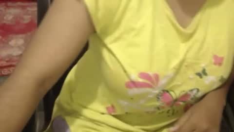 Snapshot of webshowxxx chatting on August 3, 5:39 am mina online show from August 3, 5:39 am