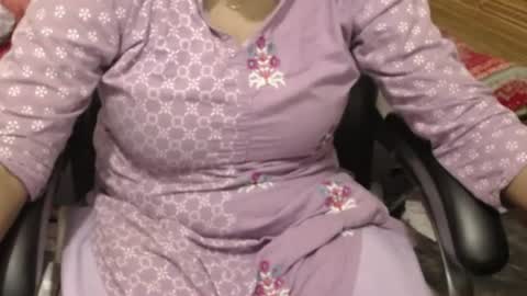 Snapshot of webshowxxx chatting on August 7, 10:06 am mina online show from August 7, 10:06 am