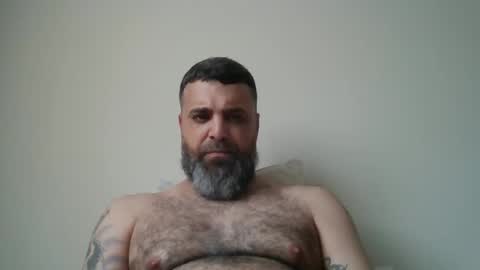 Snapshot of weezy210 chatting on May 24, 3:50 pm Weezy online show from May 24, 3:50 pm