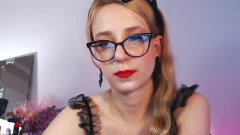 Liza online show from March 12, 3:57 am