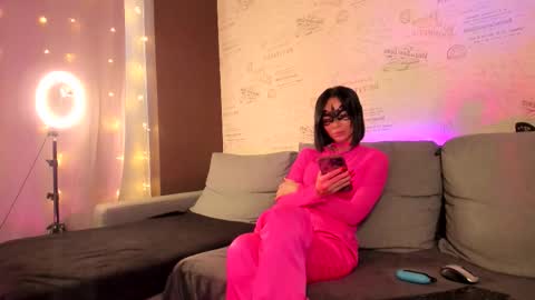 Snapshot of weloves3x chatting on February 26, 10:14 am weloves3x online show from February 26, 10:14 am